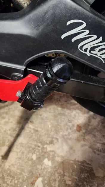 Chụp Gác Chân Gập Lại Z&Z - Dành Cho Honda Grom - Image 1