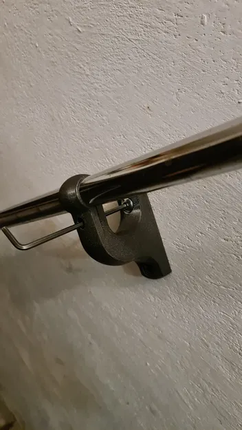 Giá Đỡ Tay Vịn Yêu Thích Của Bà Tôi - Image 10