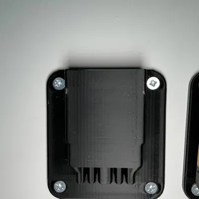 Giá đỡ dụng cụ Dewalt 20v (chỉnh sửa cho vừa)