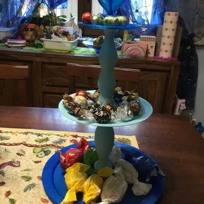 Chân đế trưng bày đồ ăn