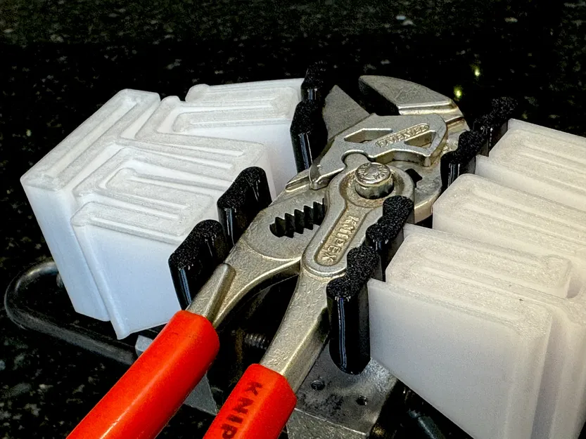 Giày TPU Mềm Chống Trượt Cho Kẹp Vise Fractal Flexure - V6 - Image 1