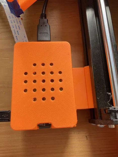 Vỏ gắn ray Prusa cho Raspberry Pi 3B có khe cắm cáp camera (remix) - Image 2