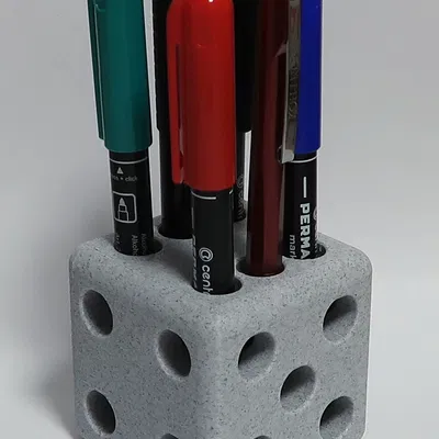 Chỗ cắm bút hình hộp vuông