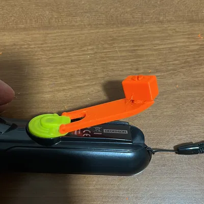 Decathlon dynamo 300 - Thay cần gạt