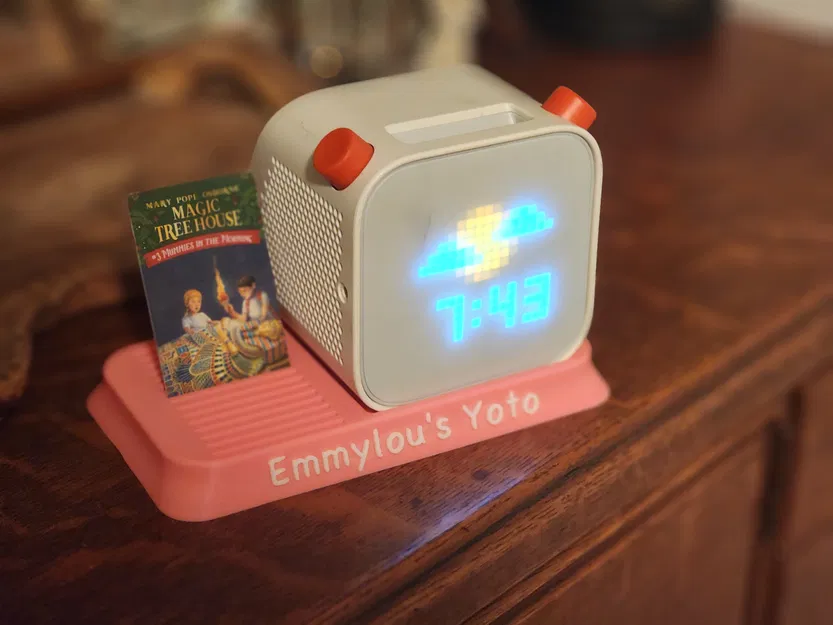 Đế Yoto Player Gen 2 Gen 3 Có Khe Cắm Thẻ Nhớ và Tên Tùy Chỉnh - Image 1