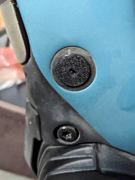 Nắp Chặn Pin Canyon Grail - Image 1