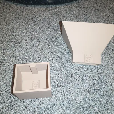 Đế Giữ và Phễu Cho Hộp Chống Ẩm Khô