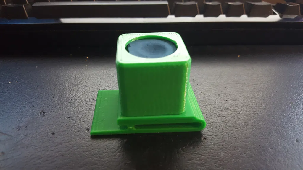 Giá Đỡ Phấn Nam Châm (Bi-a) - Image 1