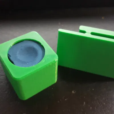 Giá Đỡ Phấn Nam Châm (Bi-a)