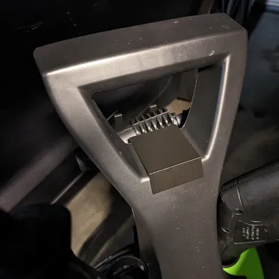 Kệ Giữ Bình Xịt Xà Phòng Cho Máy Rửa Xe Áp Lực