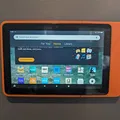 Giá đỡ treo tường Amazon Fire HD 8 (2022) (Thế hệ 12) - Thumbnail 1