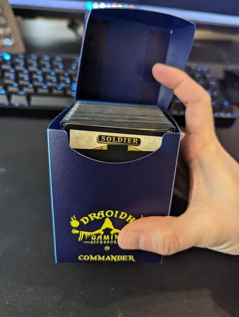 Khay Đựng Bài Commander Dọc - Image 1