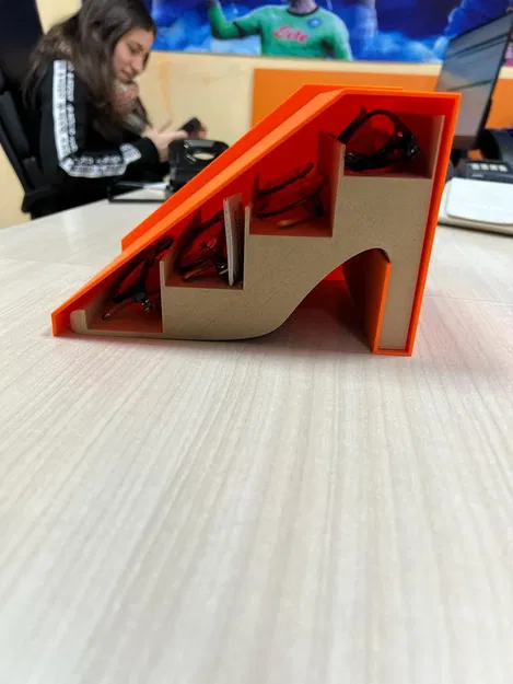 Thiết Kế Giày Đựng Kính Mát - Image 3