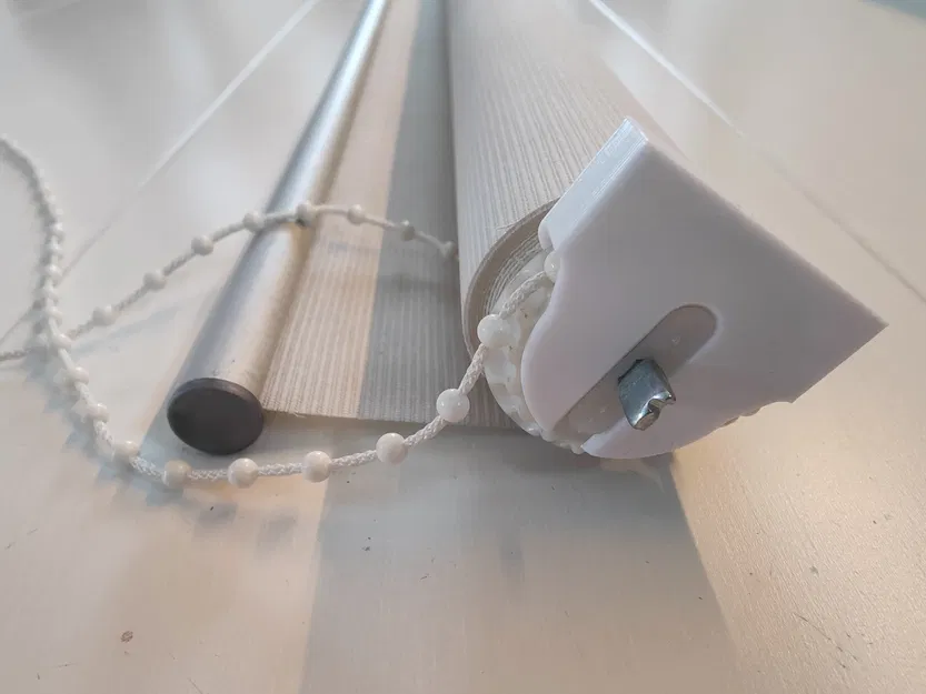 Thay thế dẫn hướng dây rèm cuốn - Image 1