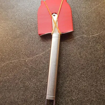 Bao Vệ Lưỡi Dao Máy Cắt Pizza