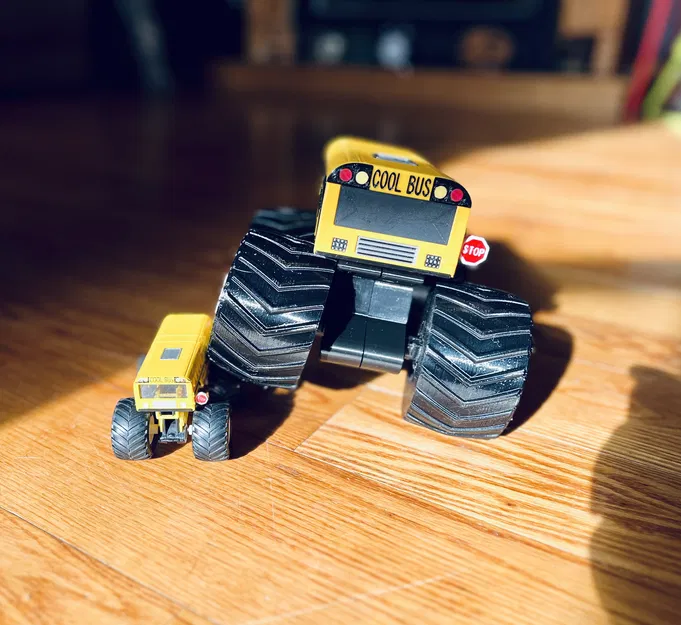 Xe Tải Quái Vật Giáo Dục Cao Cấp - Image 4