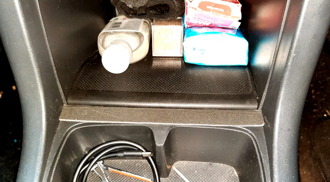 Giá Đỡ Điện Thoại Ngang Cho 2009 Suzuki Swift - Image 15