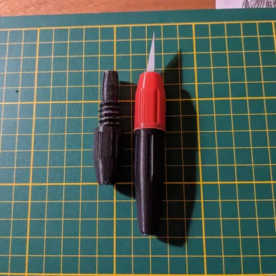 Remix Giá Đỡ Dao Rọc Giấy (Tay Cầm Dài Hơn)