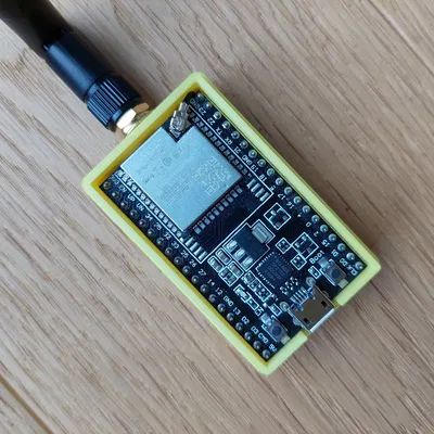 Case cho ESP32 có ăng-ten ngoài