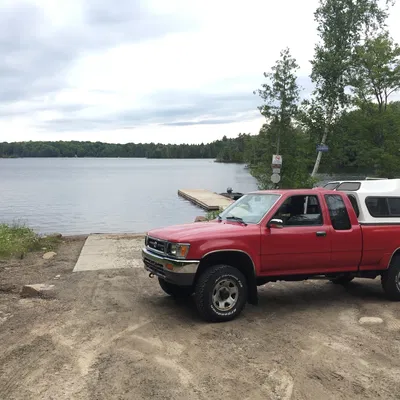 Mô hình Tỷ lệ Toyota Hilux Pickup 1991 Cabin Mở rộng (1:14)