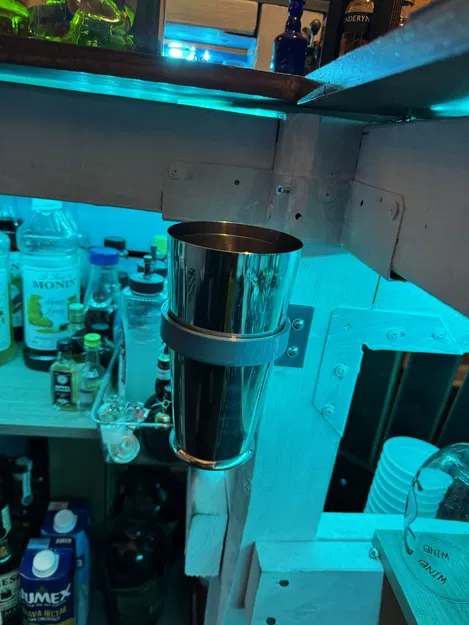 Kệ Giữ Bình Lắc Cocktail Gắn Cột 4x4 - Image 1