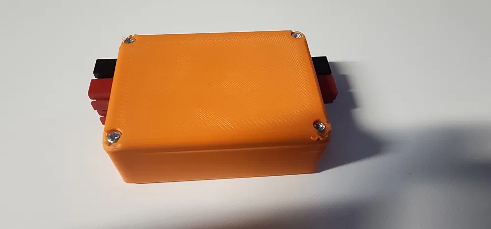 JuiceBox 2.0 với USB C & A, 1 đầu vào 2 đầu ra PowerPole - Image 3