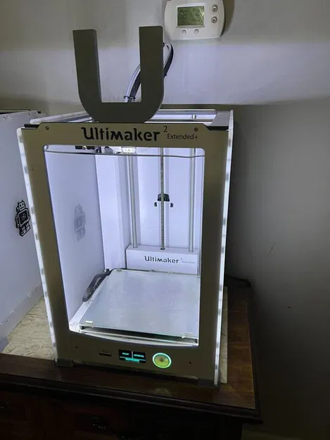 Logo Chữ U Ultimaker - Image 1