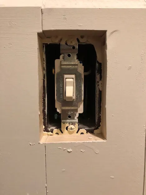 Tấm Che Ổ Cắm Điện Độc Đáo - Image 3