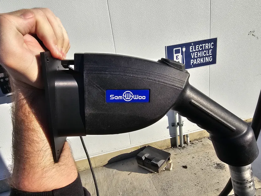 Tấm Gắn Tường CCS - Image 1