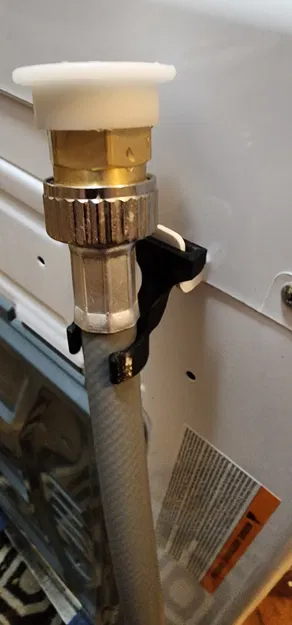 Kẹp ống cho máy giặt di động Black & Decker - Image 4