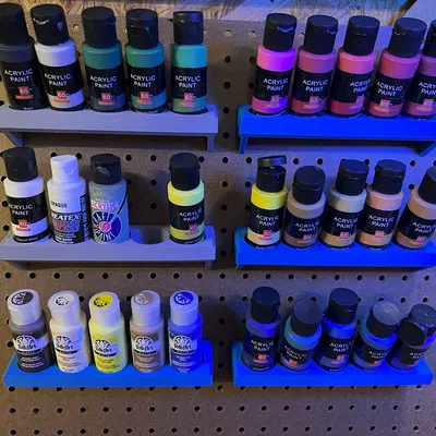 Giá Đỡ Sơn Thủ Công Cho Bảng Ghim