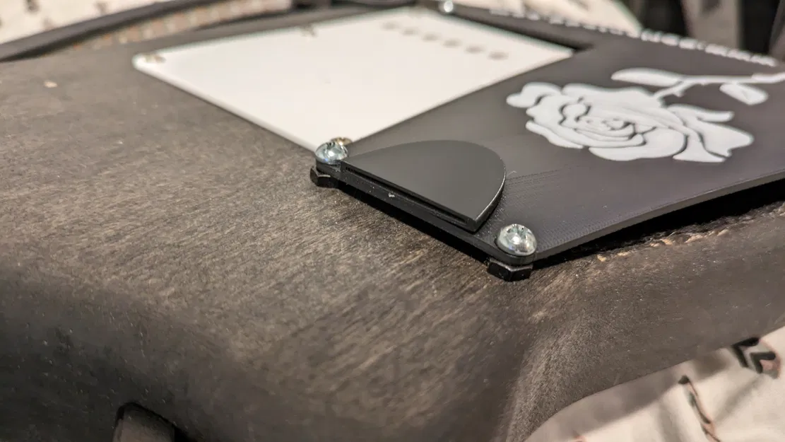 Giá Đỡ Pick Đàn Guitar Siêu Đơn Giản - Image 1