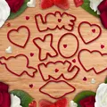 Khuôn Cắt Valentine Đơn Giản Không Chỉ Cho Bánh Quy :) - Thumbnail 1