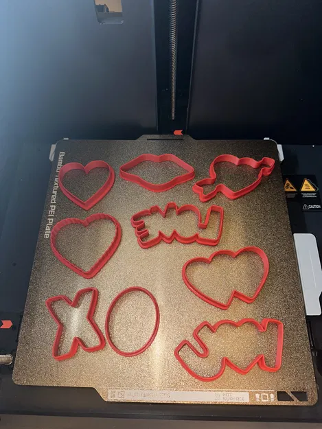 Khuôn Cắt Valentine Đơn Giản Không Chỉ Cho Bánh Quy :) - Image 2