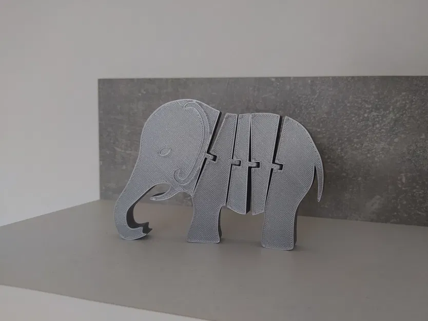 Voi Dẻo / Slon - Image 1