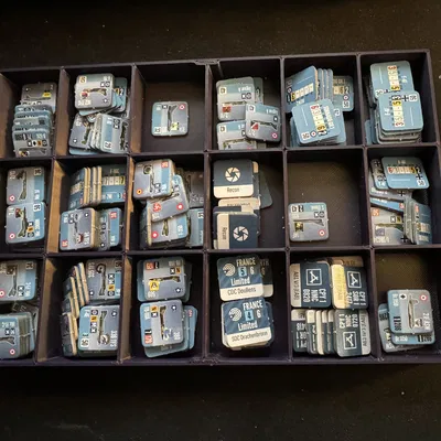 Khay Đựng Quân Cờ Đáy Phẳng - 18 Ngăn