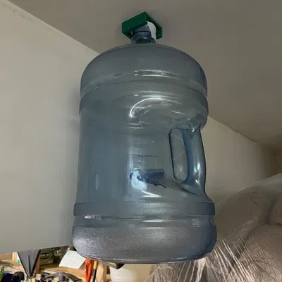 Kệ Treo Bình Nước 5 Galon