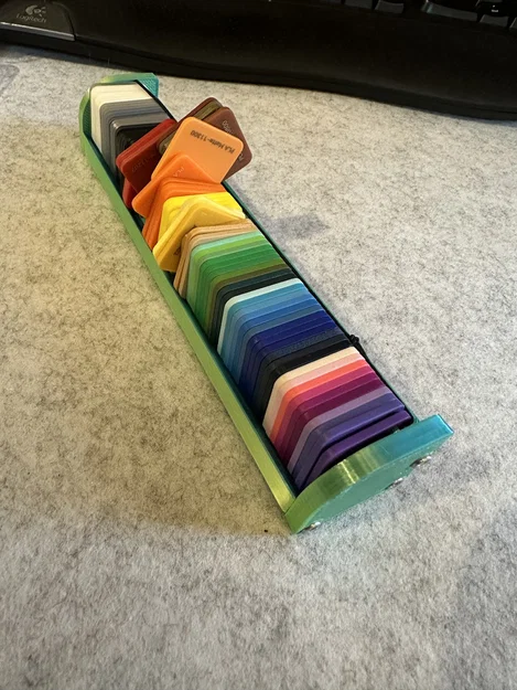 Hộp Mẫu Filament - Image 1