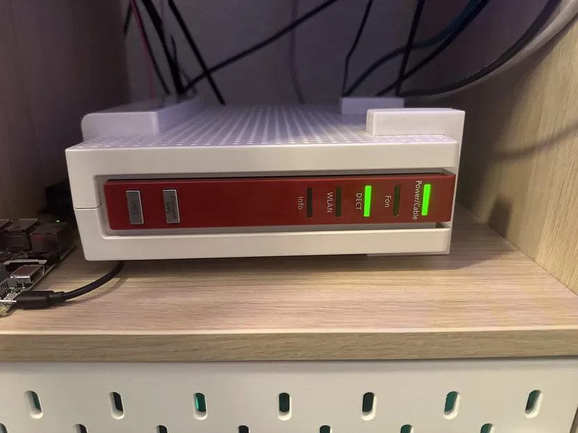 Kẹp Fritz!Box 6591 nằm ngang - Image 1