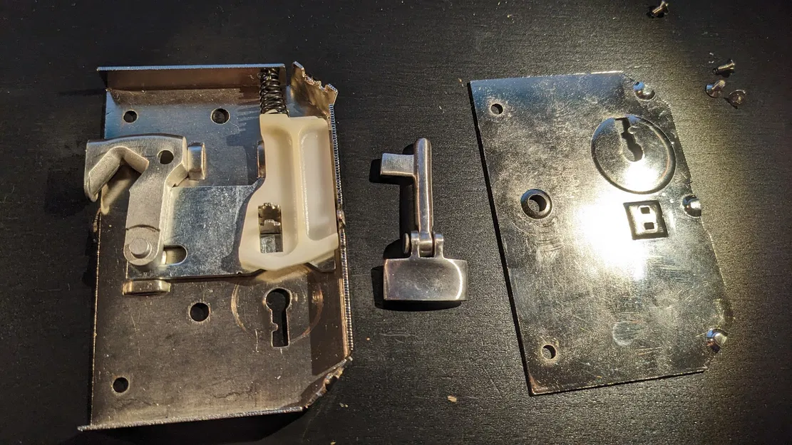 Ổ Khóa Cửa Lùa (Sliding Door Lock) - Image 2