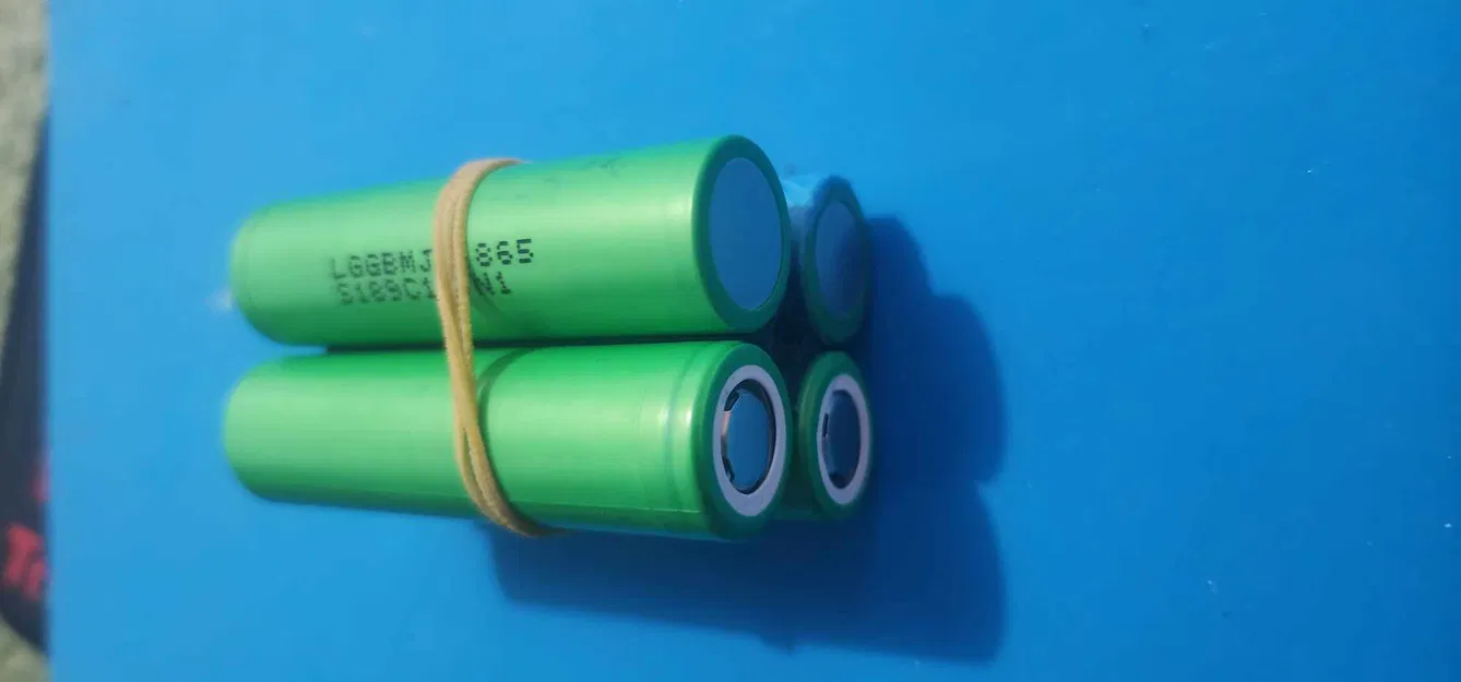 Kệ Giữ Pin 18650 Li-ion Cho 4 Pin - Image 3