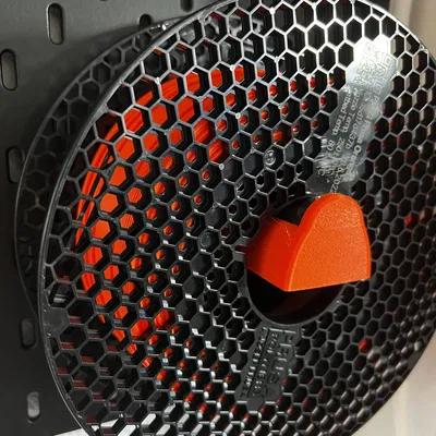 Giá Đỡ Cuộn Chỉ Ikea Skadis