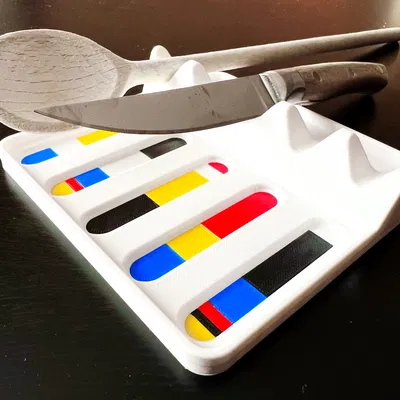 Hộp đựng dao muỗng nĩa lấy cảm hứng từ Mondrian