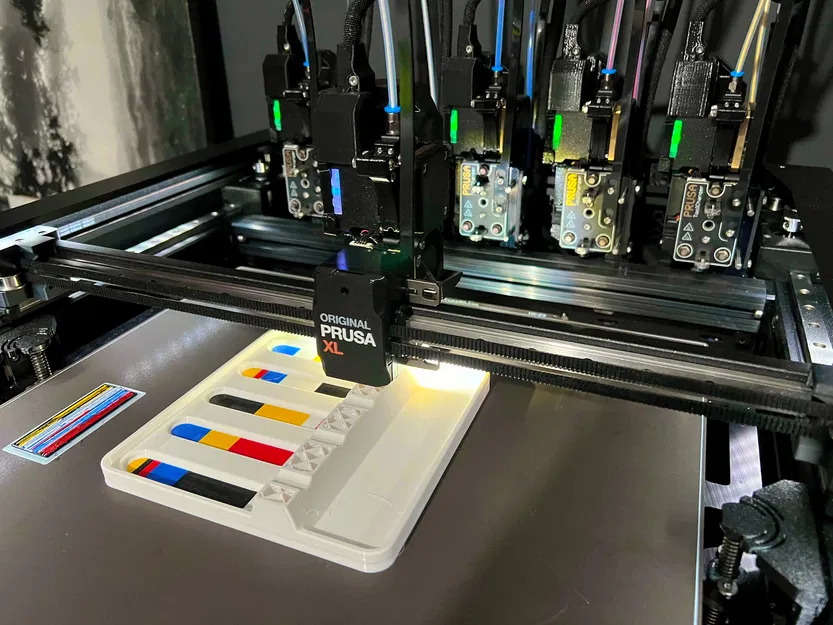 Hộp đựng dao muỗng nĩa lấy cảm hứng từ Mondrian - Image 5