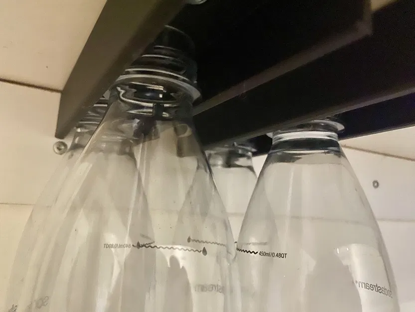 Móc Treo Chai Sodastream - Image 2