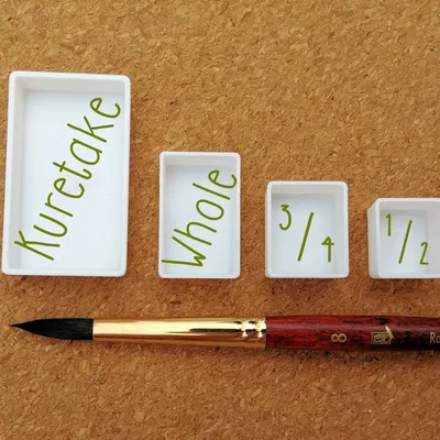 Khay Màu KURETAKE Cho Bảng Màu Nước & Màu Gouache