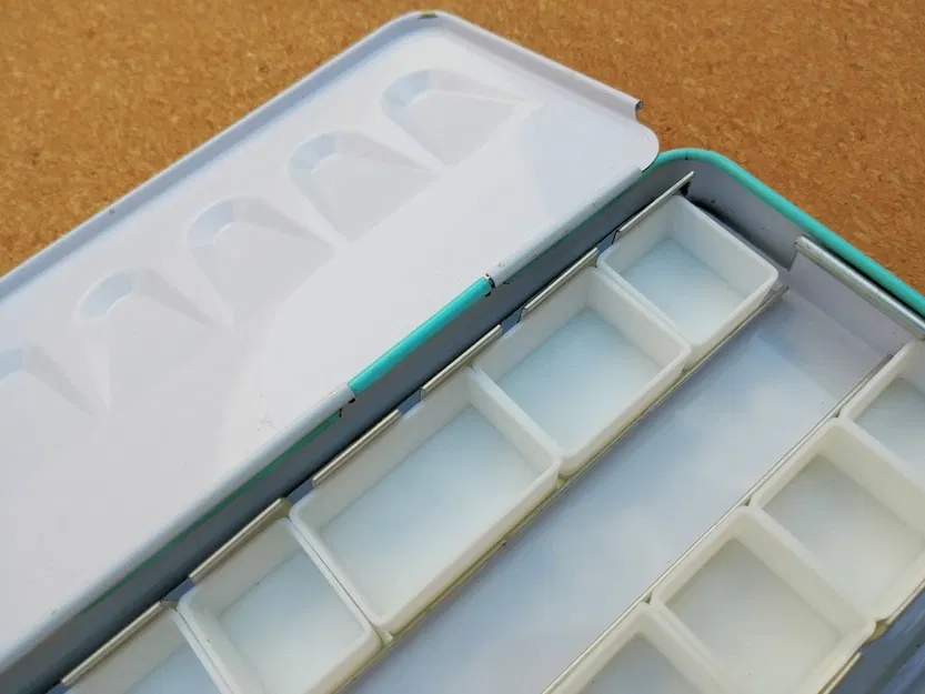 Khay Đựng Màu 3/4 Cho Bảng Màu Màu Nước & Gouache - Image 3