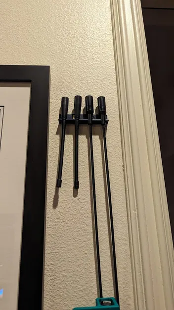 Kệ Treo Tường Ấm Cắm Ăng-ten UV-5R - Image 2