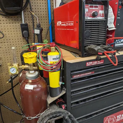 Giá đỡ bình gas ZT Fab