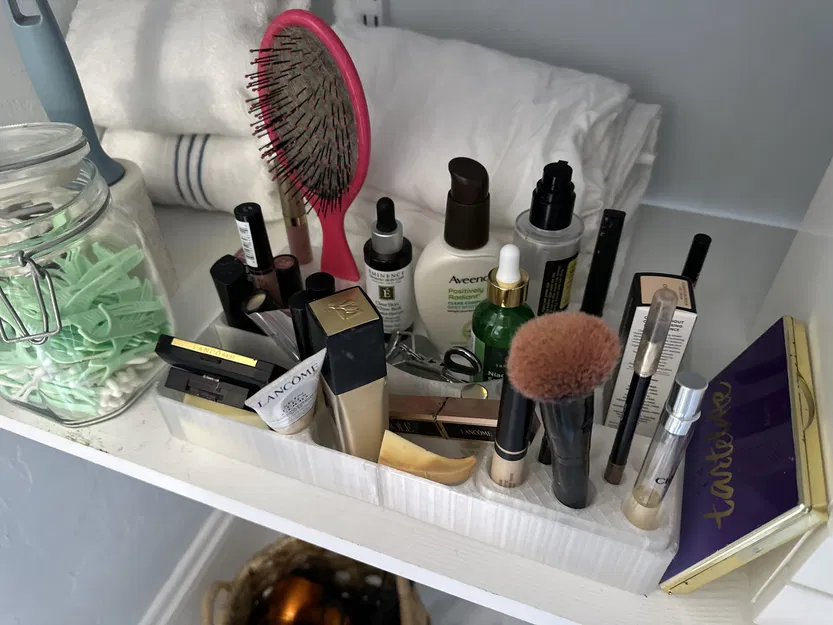 Hộp Đựng Đồ Trang Điểm - Image 1